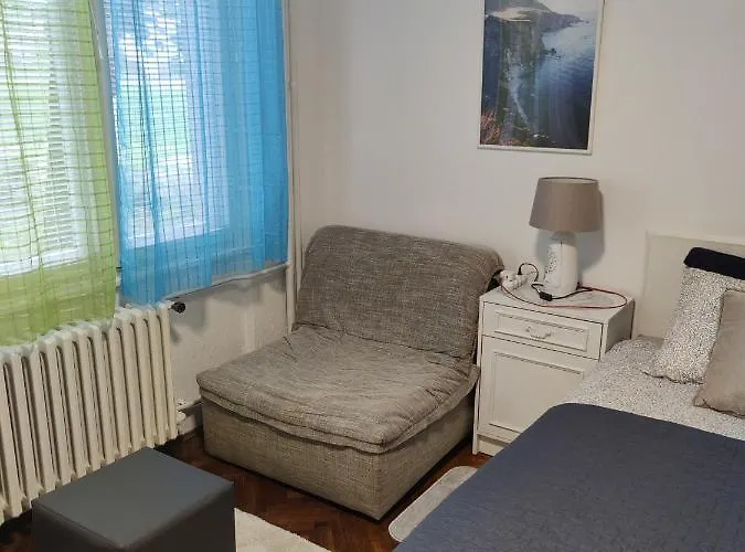 Miljakovac 아파트 *